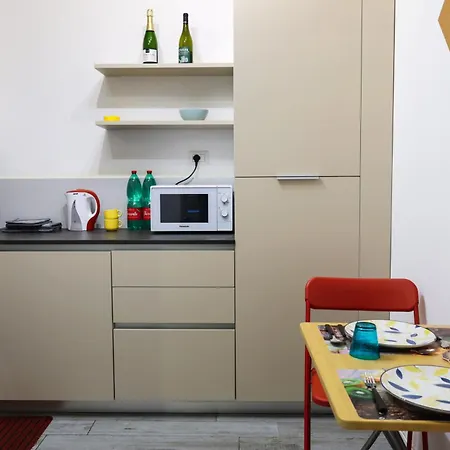 Open Space Con Veranda A Studi *